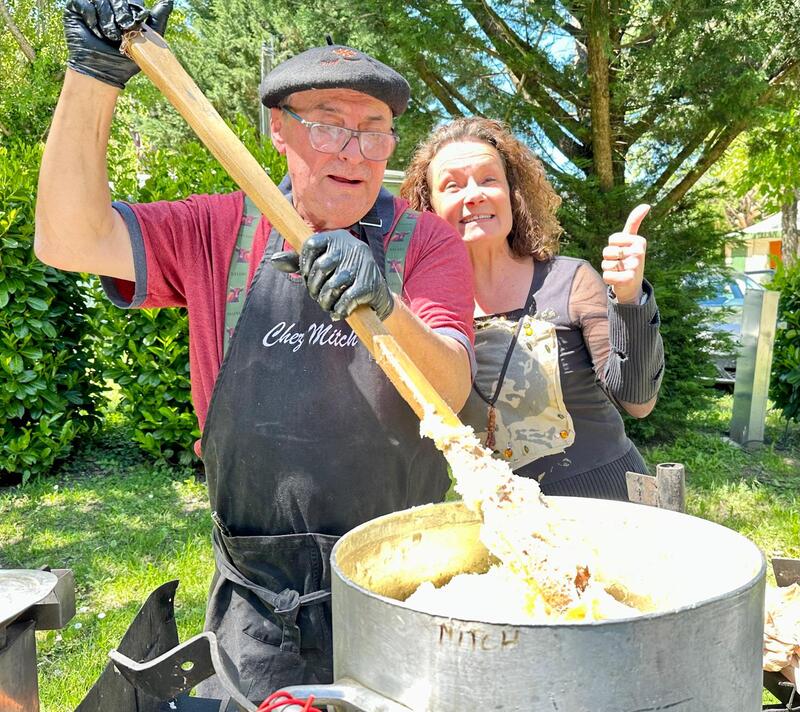 Aligot saucisse camping le taranis(1)